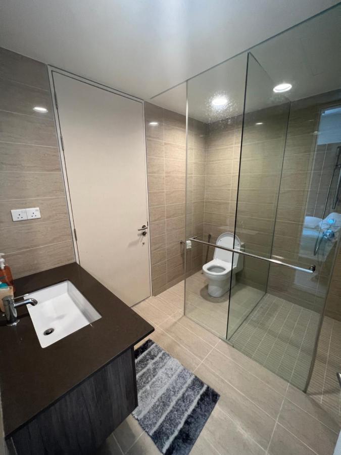 By The Sea Beachfront Designer Suites Penang - Managed By Art Of Tree Batu Ferringhi Kültér fotó
